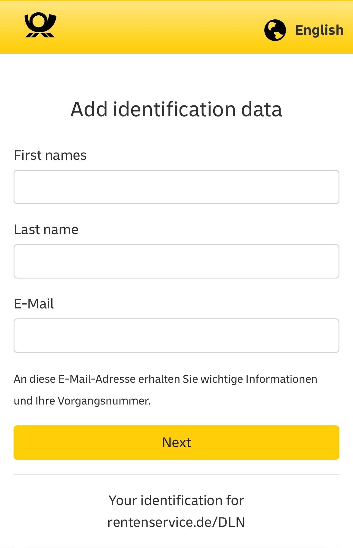 Screenshot for adding the identification data. The image shows three input fields for your first name, last name and e-mail address, as well as the statement that important information will be sent to the specified e-mail address. Also visible is a button displaying the command “Next.”